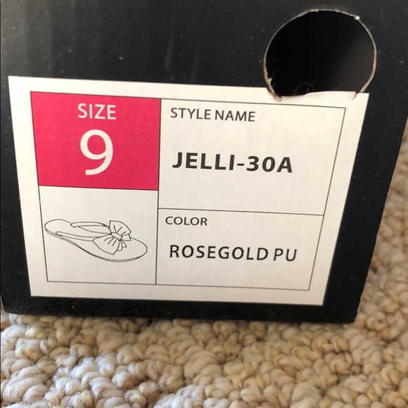 Brand new Rose gold sparkle bowed sandals!  Gorge! - Picture 8 of 8